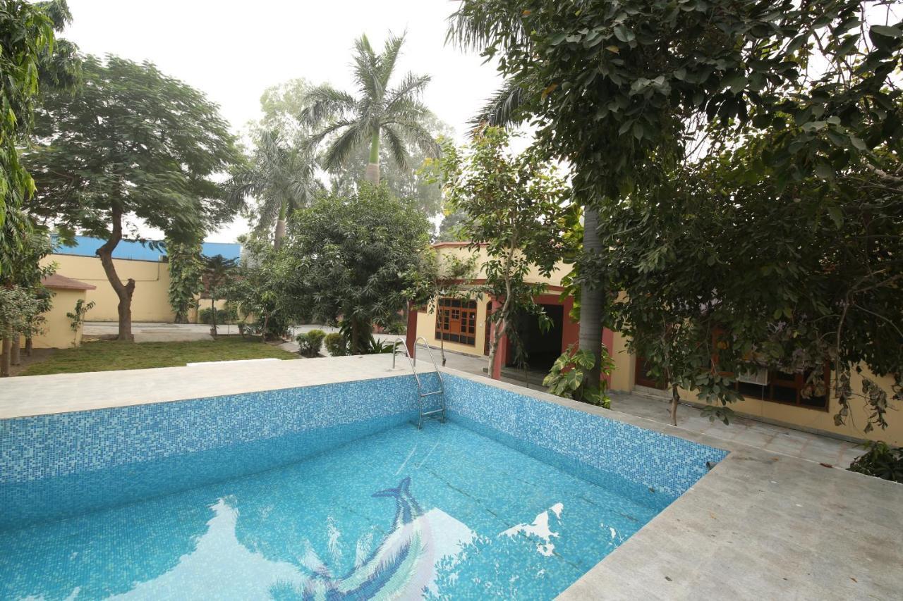 The Karnal Resort 外观 照片